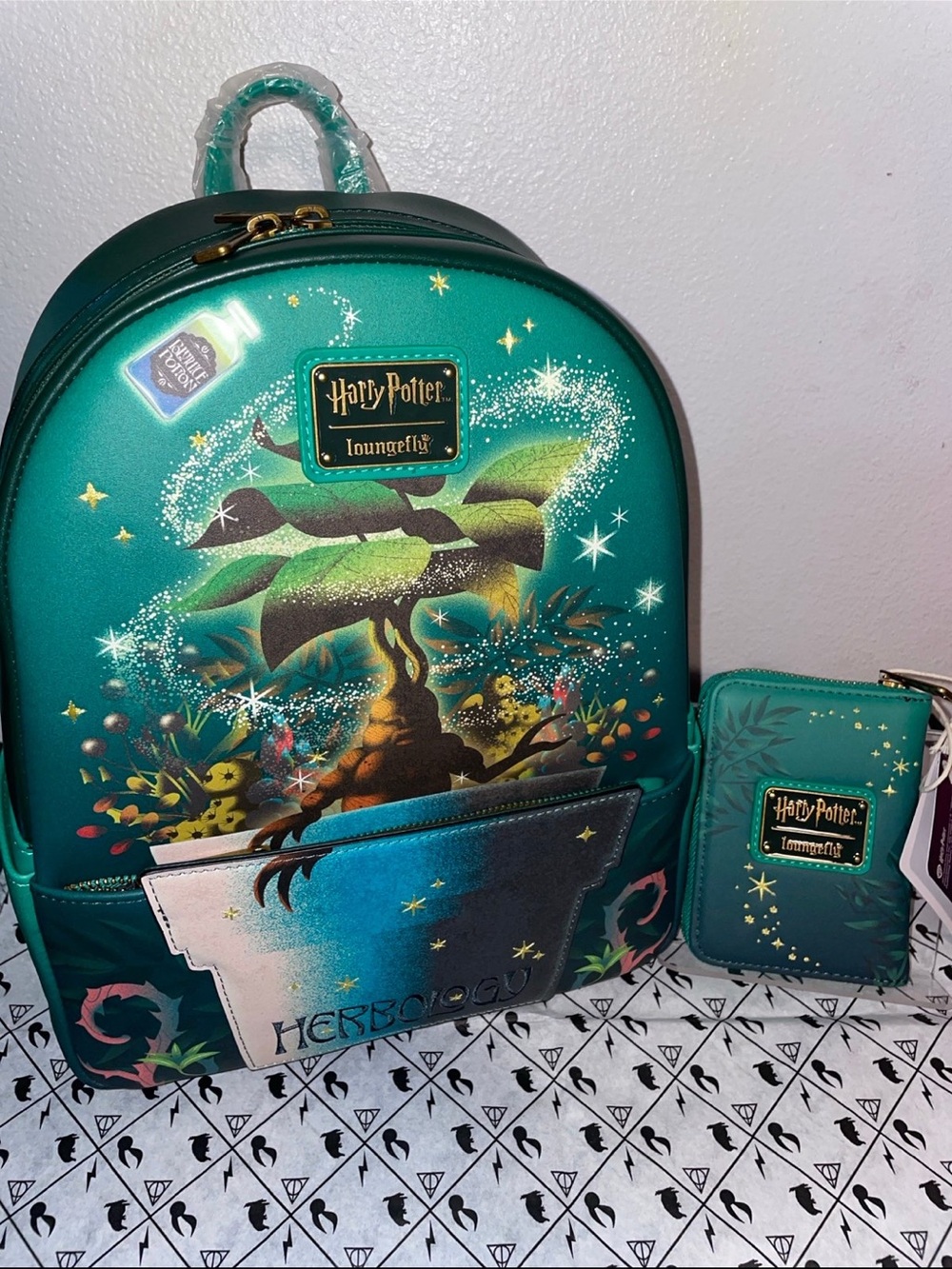 Exclusive Loungefly Harry Potter Mandrake Herbology Mini Backpack & Wallet Set